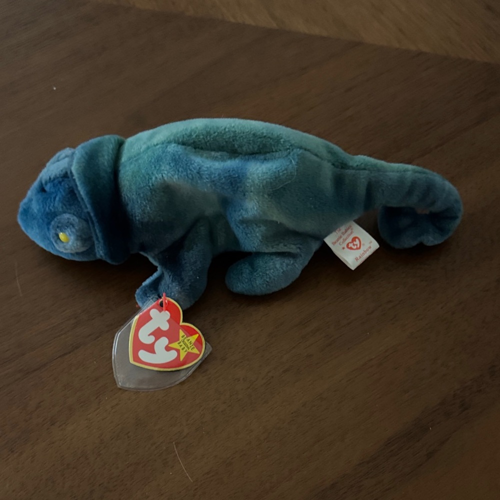Ty Beanie Baby “Rainbow” the Chameleon – 1997 – Retired w/ Hang Tag